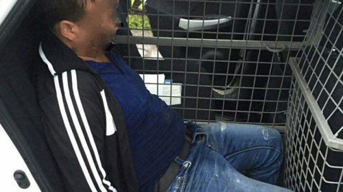В центре Одессы пьяный водитель вылетел на клумбу