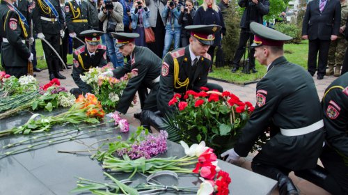 30 лет чернобыльской трагедии: в Одессе почтили память ликвидаторов аварии