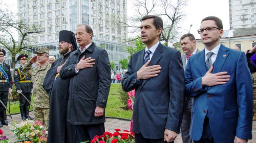 30 лет чернобыльской трагедии: в Одессе почтили память ликвидаторов аварии