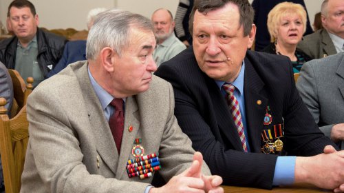 Городской голова наградил «чернобыльцев»