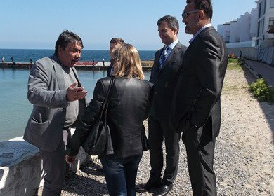 Пляжи в Аркадии активно готовят к курортному сезону