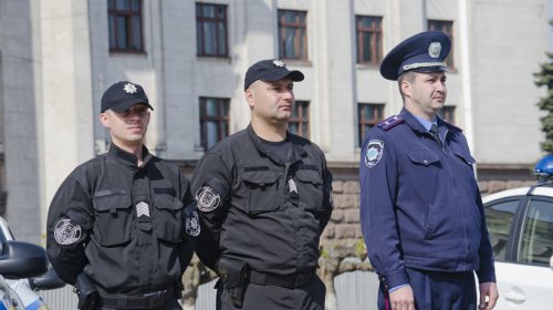 Полиция и военные приступили к усиленному патрулированию Одессы 