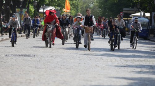 Tour d'Odessa: по центру города проехали велосипедисты