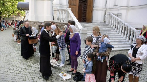 Одесситы празднуют Христово Воскресение (фоторепортаж)