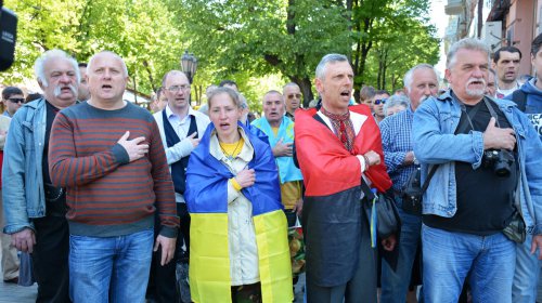На Соборной площади почтили память погибших 2 мая
