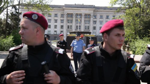 Митинг на Куликовом поле: листовки, георгиевские ленточки и черные шары (фоторепортаж)