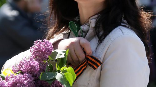 Митинг на Куликовом поле: листовки, георгиевские ленточки и черные шары (фоторепортаж)