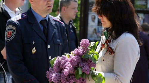 Митинг на Куликовом поле: листовки, георгиевские ленточки и черные шары (фоторепортаж)