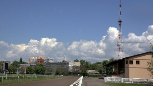 Весенний ипподром (фоторепортаж)