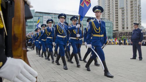 На площади 10 Апреля почтили память погибших в годы Второй Мировой войны