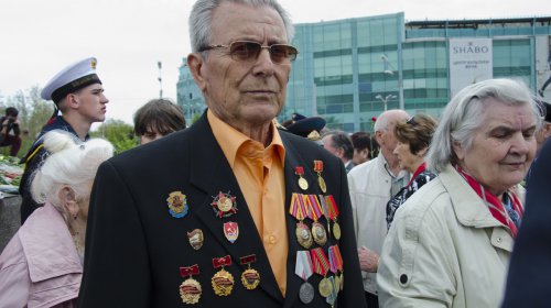 На площади 10 Апреля почтили память погибших в годы Второй Мировой войны