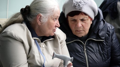 Переселенцы-инвалиды снова пришли просить о помощи в ОГА