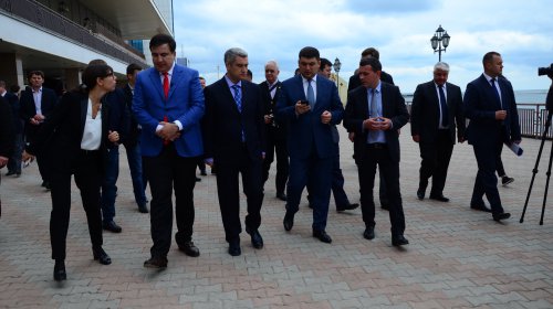 Гройсман пообещал снять выговоры с Марушевской и «прищучить» Ахметова