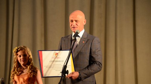 Одесса: детям-льготникам подарили путевки в лагерь