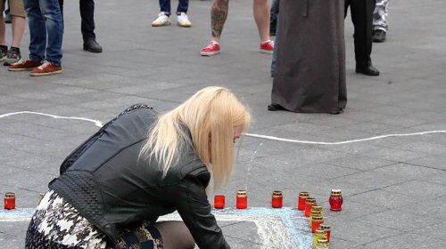 Акция памяти жертв депортации крымских татар (фоторепортаж)