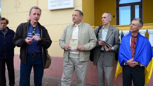 На Приморском бульваре появилась доска-эскиз в честь Хаджибея
