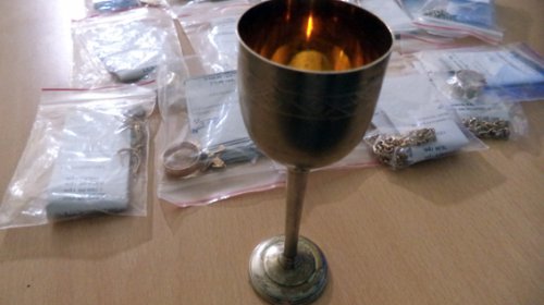 В Одессе нашли тайник с украденными вещами и техникой