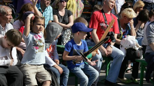 Средневековые бои на мечах в одесском парке (фоторепортаж)