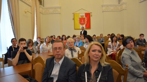 Одесса: кот-долгожитель, уличный гимнаст и велосипедист попали в Книгу рекордов Украины