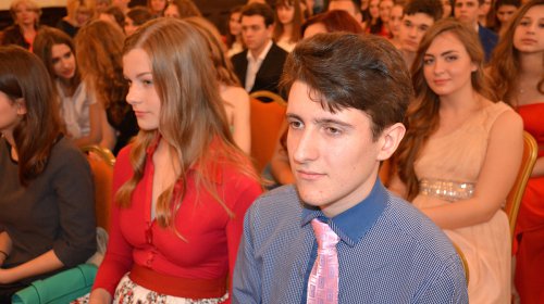 В Одессе наградили лучших выпускников школ