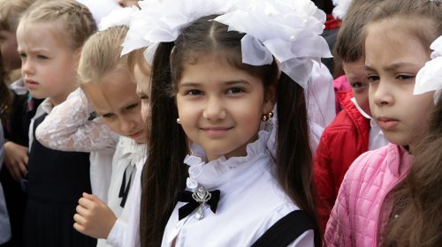 Одесские школьники празднуют выпускной (фоторепортаж)
