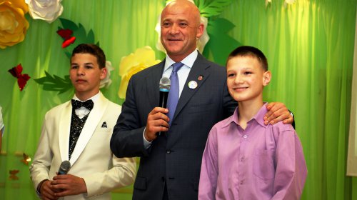 Детский дом «Жемчужинка» отпраздновал 10-летний юбилей (фоторепортаж)