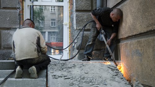 Рядом с ОГА коммунальщики демонтировали очередной «нахалстрой»