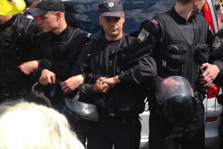 В Киеве ветераны АТО освистали участников «антитрухановского майдана»