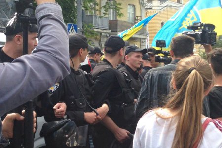 В Киеве ветераны АТО освистали участников «антитрухановского майдана»