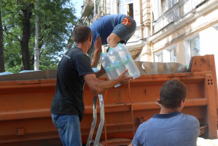 Из Одессы в Измаил доставляют питьевую воду