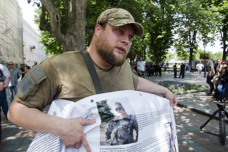 Представителей «антитрухановского майдана» назвали рабами, стоящими за похлебку