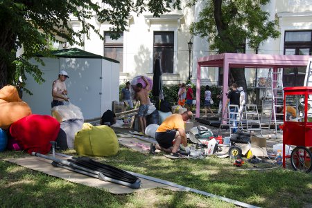 Возле Воронцовского дворца обосновались дизайнеры и архитекторы