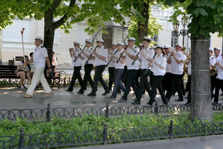По Приморскому бульвару прошел парад одесских фестивалей