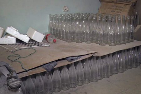 Одесса: в подпольном цеху готовили «коньяк» и «виски» для одесских магазинов 