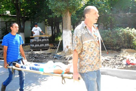 Нечестный застройщик: одесситы провели акцию против Аднана Кивана