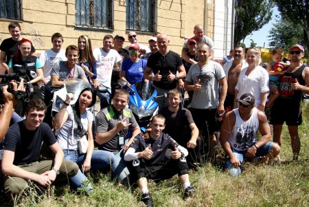 В будущем мотовелоэкстремальном парке устроили субботник (фоторепортаж)