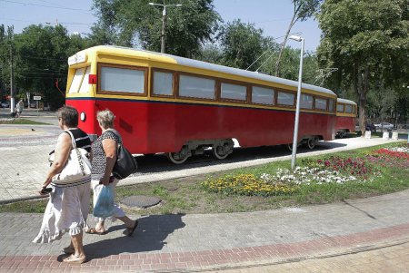 В Одессе появились кафе-трамваи