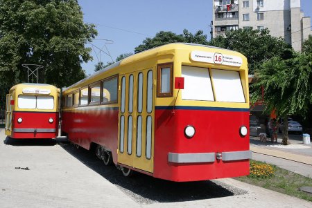 В Одессе появились кафе-трамваи