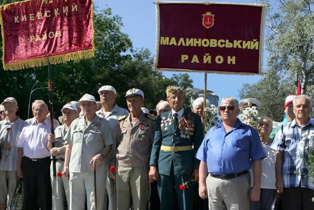 Одесса отмечает 75-ю годовщину начала  своей героической обороны (фоторепортаж)