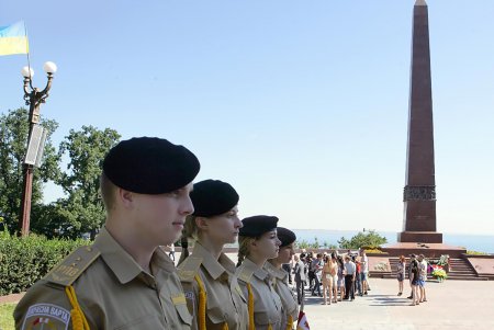 Одесса отмечает 75-ю годовщину начала  своей героической обороны (фоторепортаж)