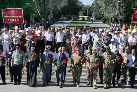 Одесса отмечает 75-ю годовщину начала  своей героической обороны (фоторепортаж)