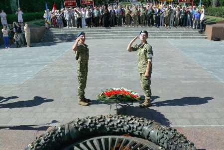 Одесса отмечает 75-ю годовщину начала  своей героической обороны (фоторепортаж)