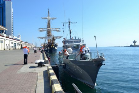 В Одессу прибыл учебный парусник ВМС Италии «Палинуро»