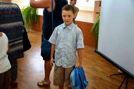 Одесский городской голова вручил первоклашкам подарки к школе