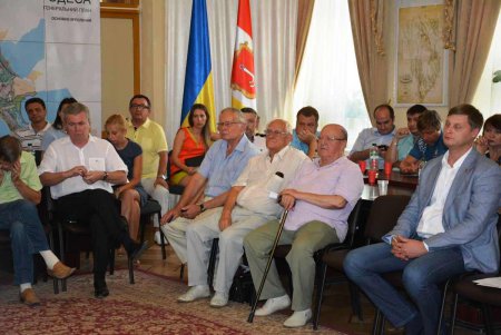 В Лузановке решили строить высотные жилкомплексы