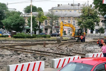 Реконструкция Тираспольской площади (фоторепортаж)