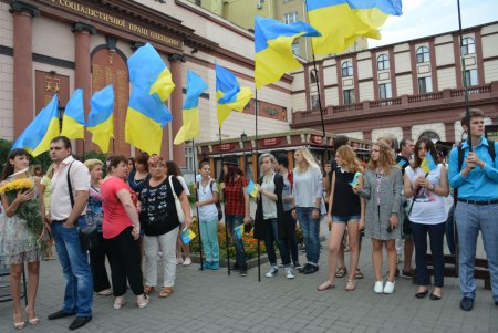 День Независимости на Театральной площади Одессы (фоторепортаж)