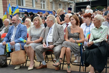 День Независимости на Театральной площади Одессы (фоторепортаж)