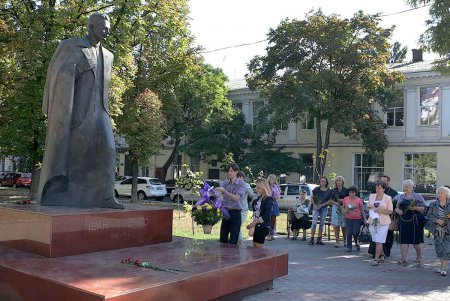 В Центральной городской библиотеке имени Франко прошли Франковские чтения (фоторепортаж)