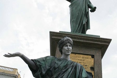 Вчера Одесса значительно порыжела не только от солнца (фоторепортаж)